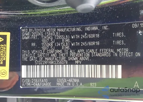 2019 Toyota Highlander Le Plus z USA, uszkodzony, nr VIN 5TDZZRFH8KS356078